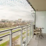 Lägenhet Ursynow With Desk & Balcony By Renters *
