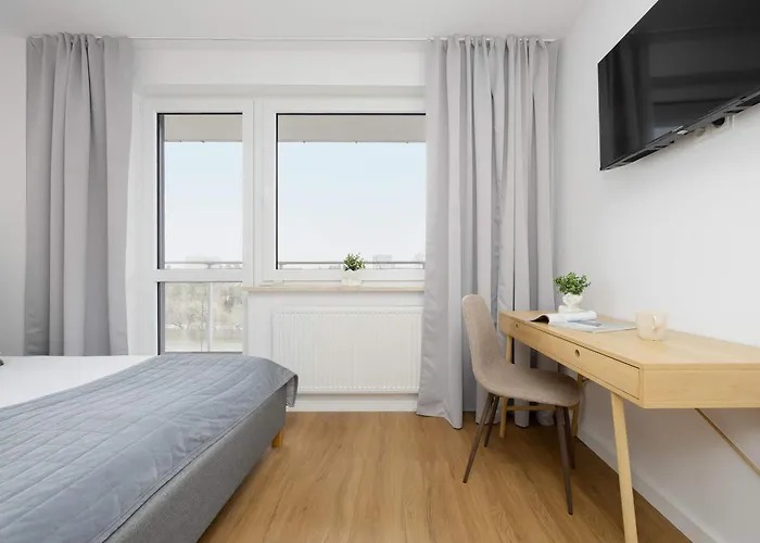 Ursynow With Desk & Balcony By Renters Apartmán *